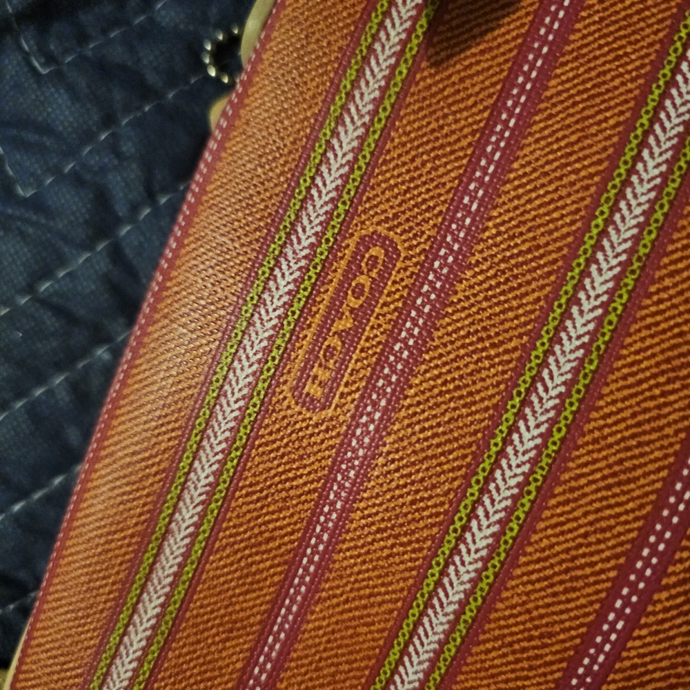 2000's pink and orange striped genuine Coach crossbody purse - Picture 6 of 9